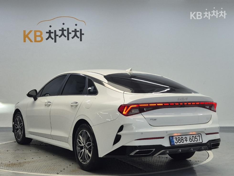 Kia K5 — miniaturë 2