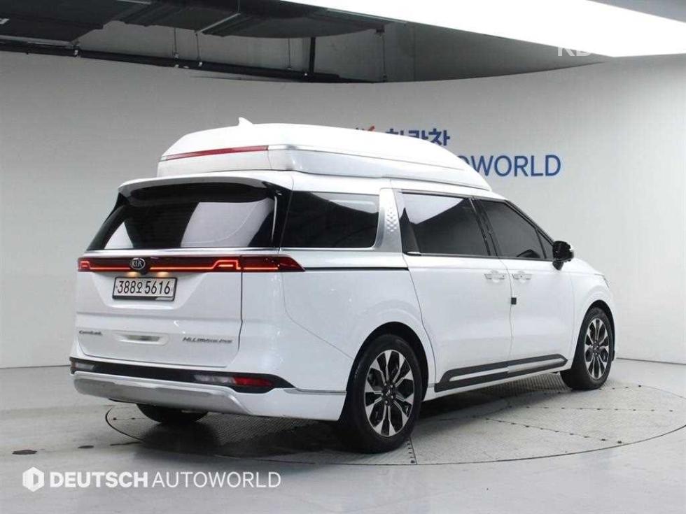 Kia Carnival — miniaturë 2