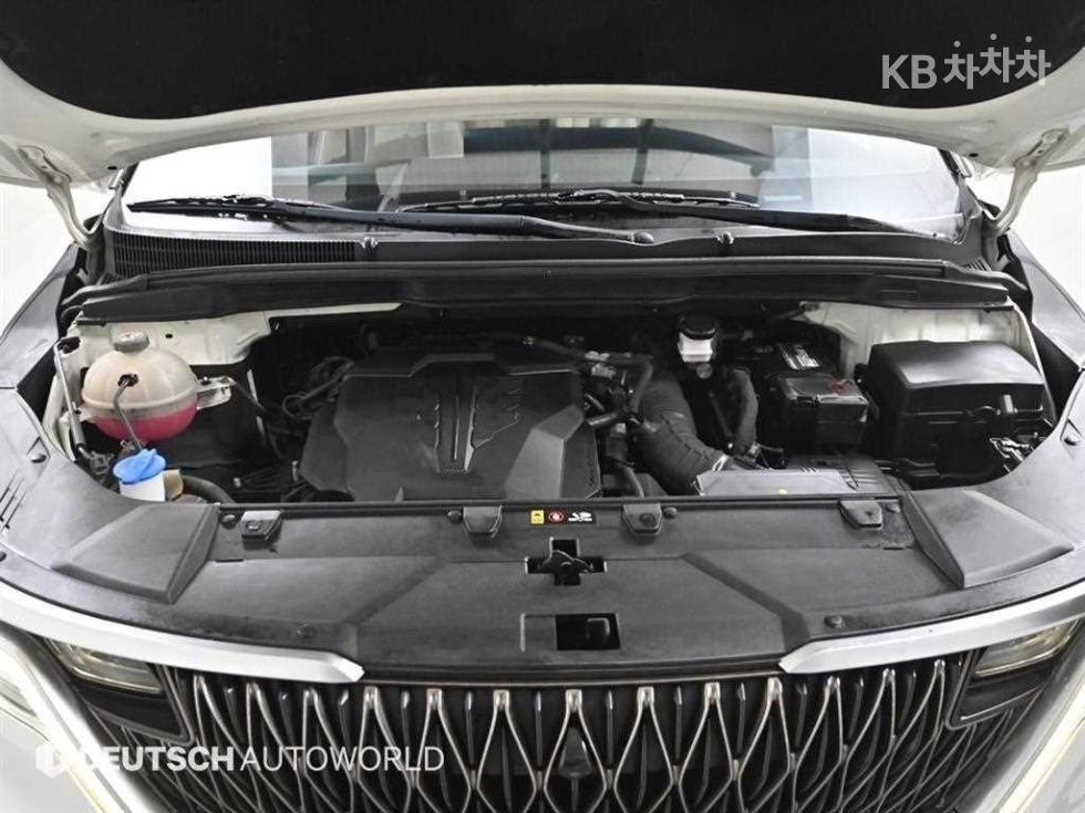 Kia Carnival — miniaturë 6