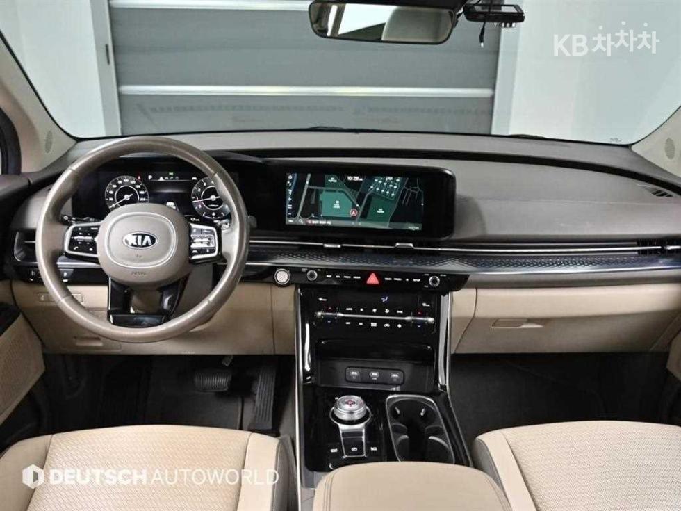 Kia Carnival — miniaturë 7