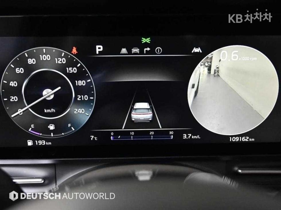 Kia Carnival — miniaturë 8