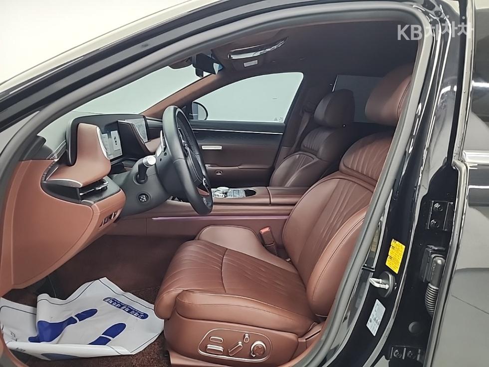 Genesis G90 — miniaturë 11