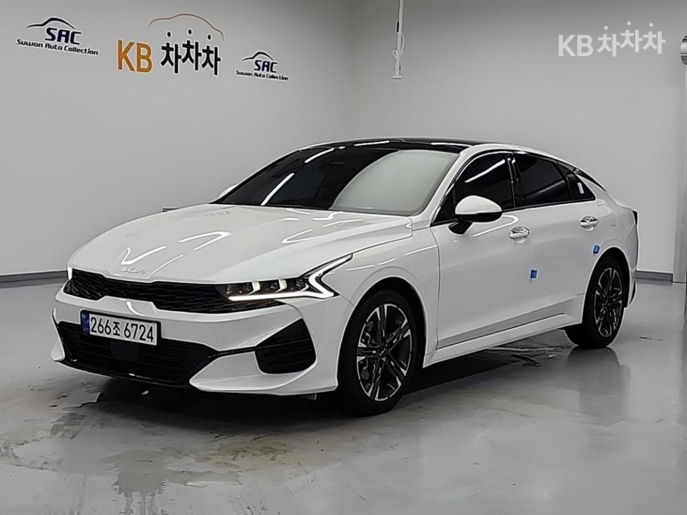 2023 Kia K5 3 photo