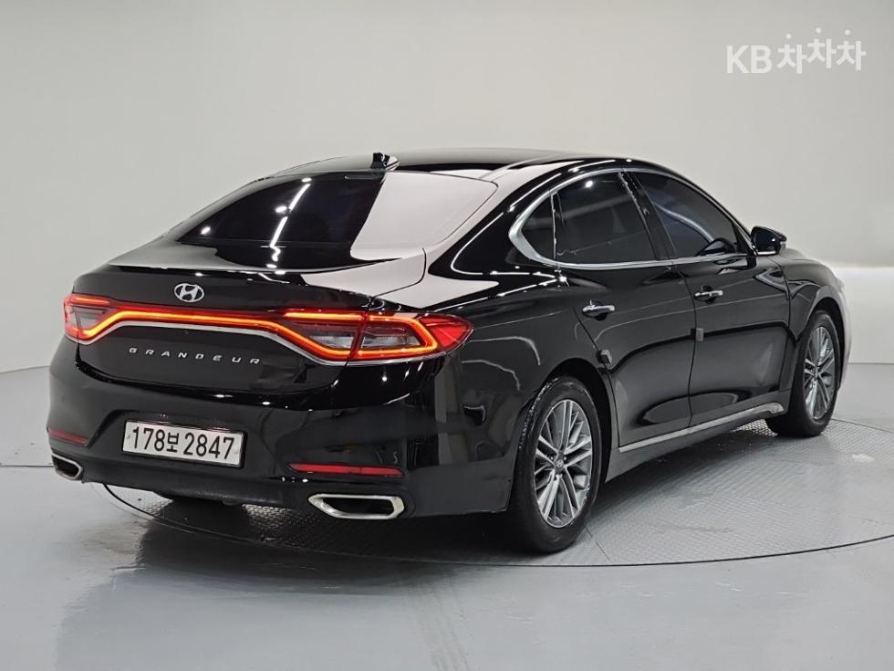 Hyundai Grandeur — miniaturë 4