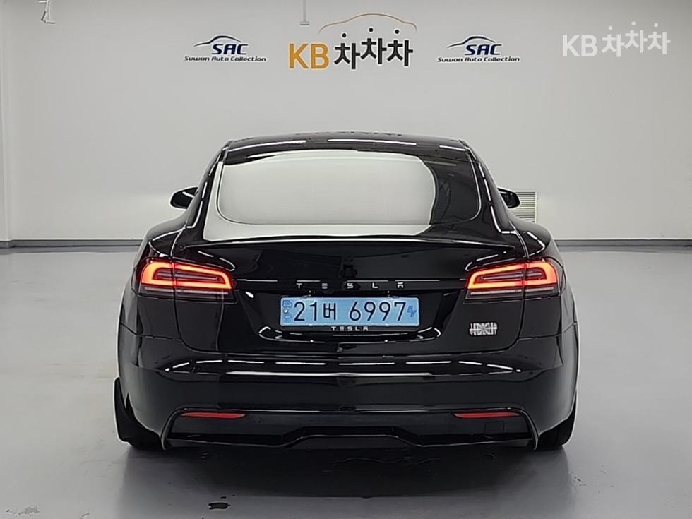Tesla Model S — miniaturë 3