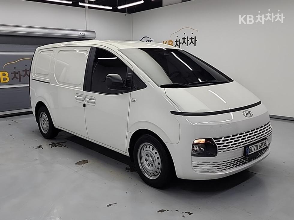 Hyundai Staria — miniaturë 4