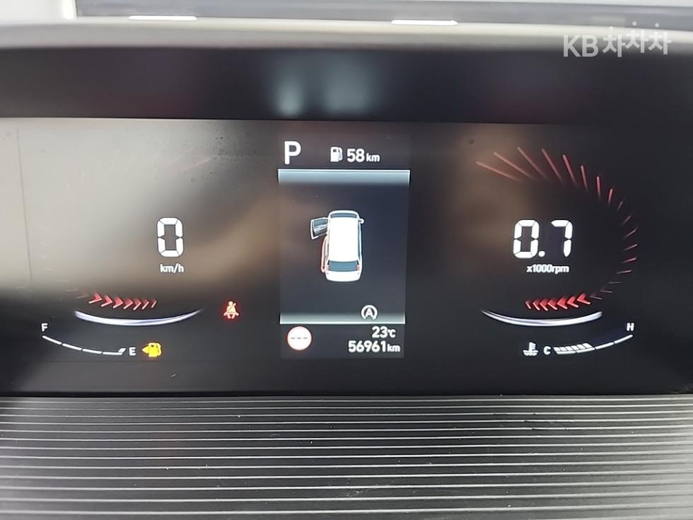 Hyundai Staria — miniaturë 6