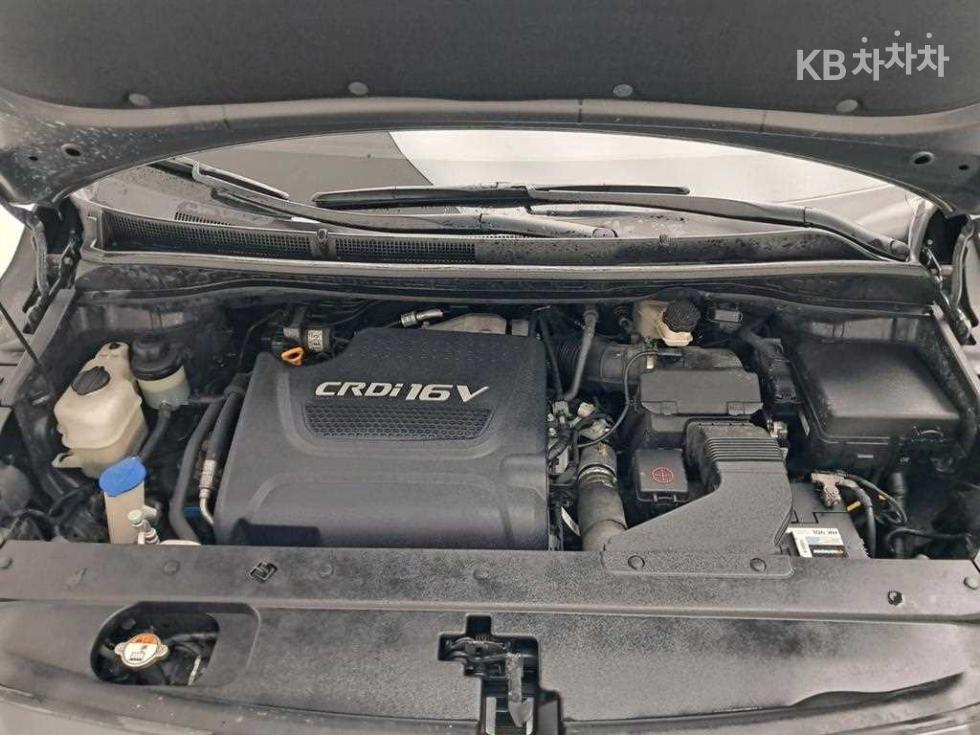 Kia Carnival — miniaturë 18