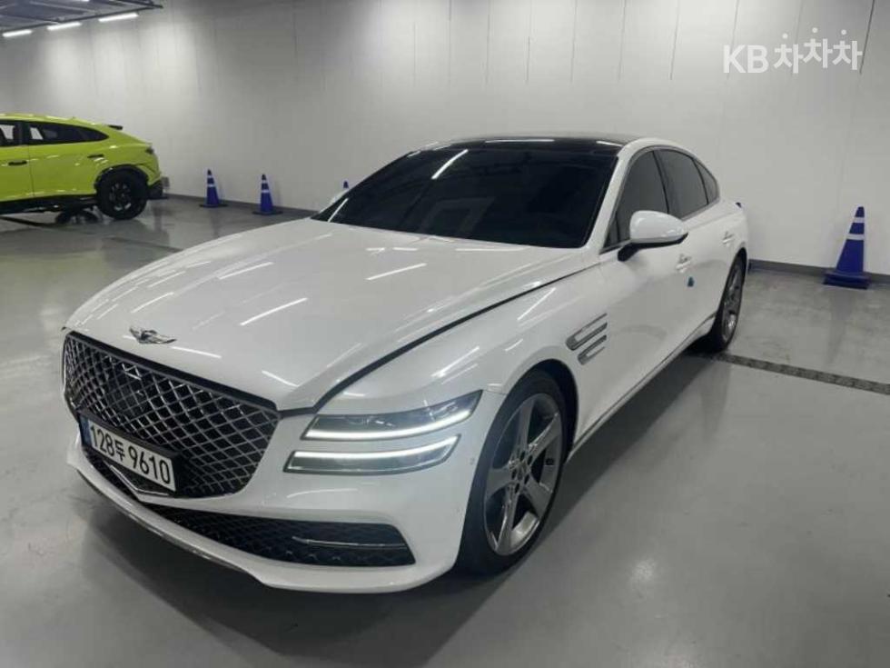 Genesis G80 — miniaturë 2