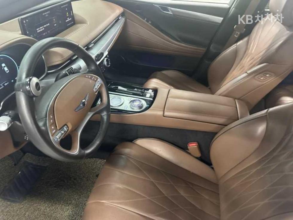 Genesis G80 — miniaturë 7