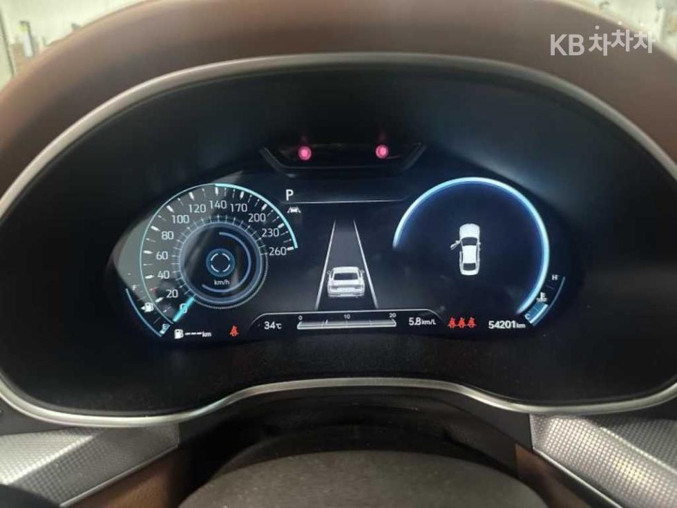 Genesis G80 — miniaturë 9