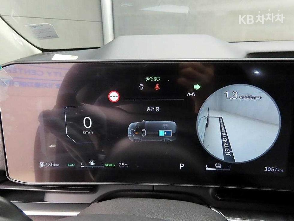 Kia Carnival — miniaturë 8