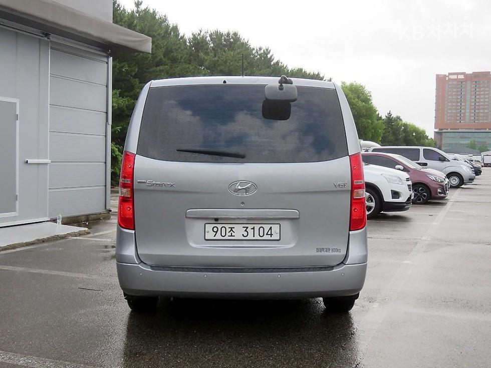 Hyundai Starex — miniaturë 3