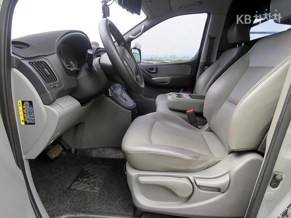 Hyundai Starex — miniaturë 6