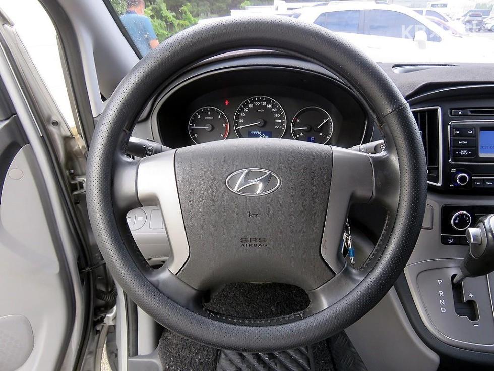 Hyundai Starex — miniaturë 10