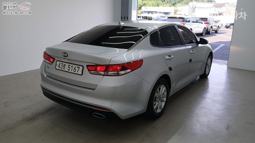 Kia K5 — miniaturë 2