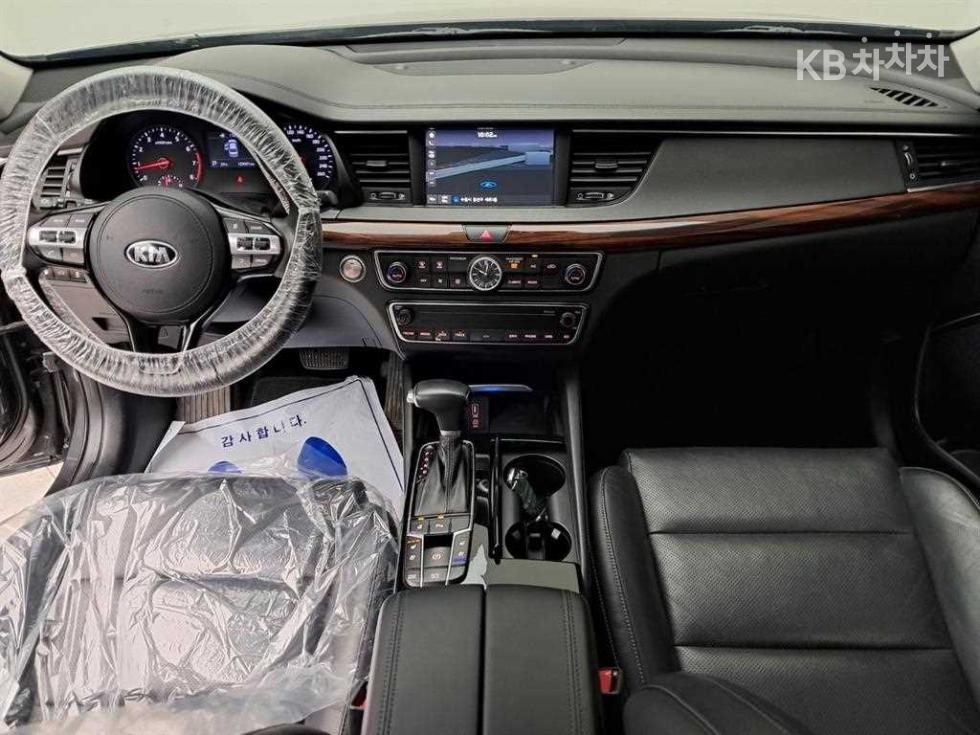 Kia K7 — miniaturë 6