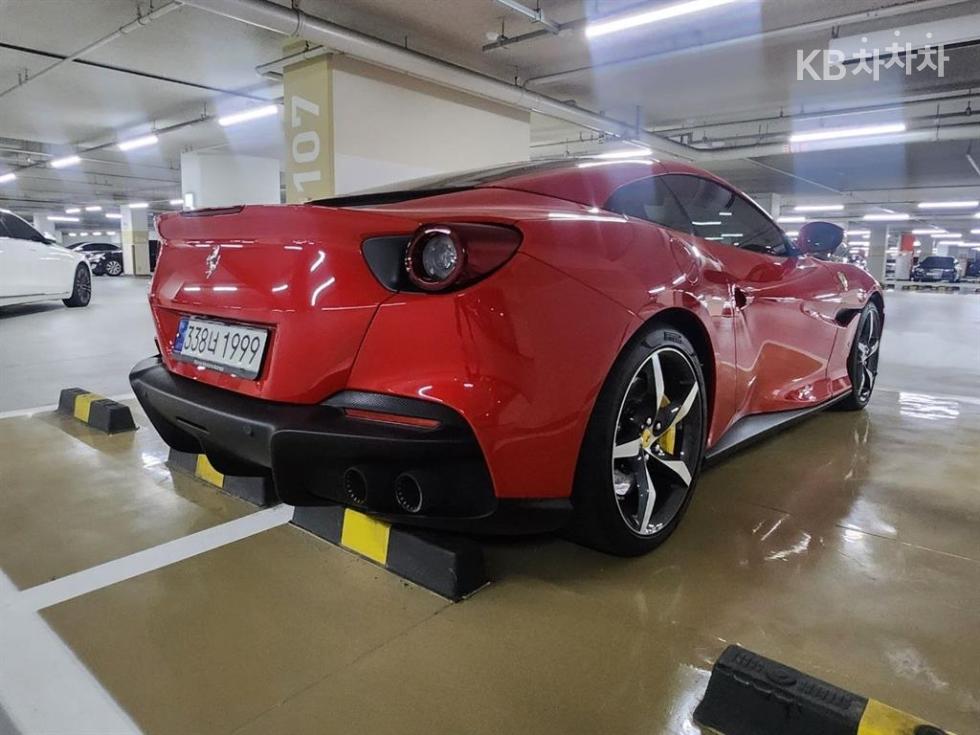 Ferrari Portofino — miniaturë 2