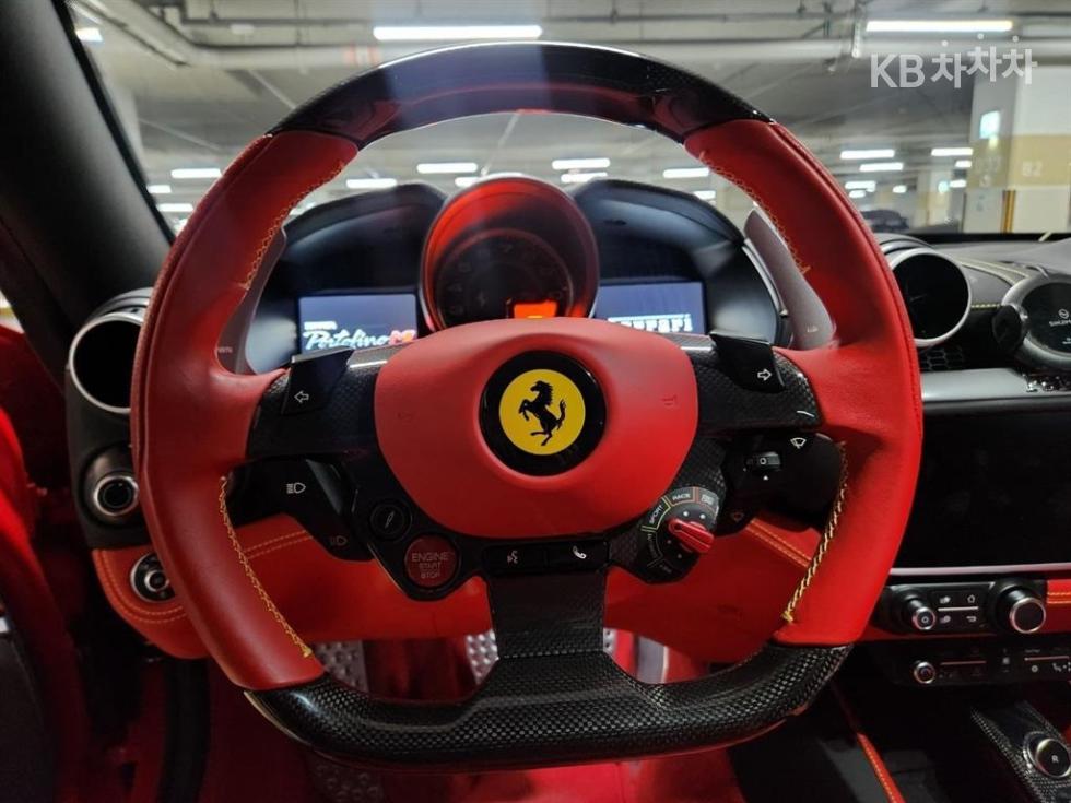 Ferrari Portofino — miniaturë 8