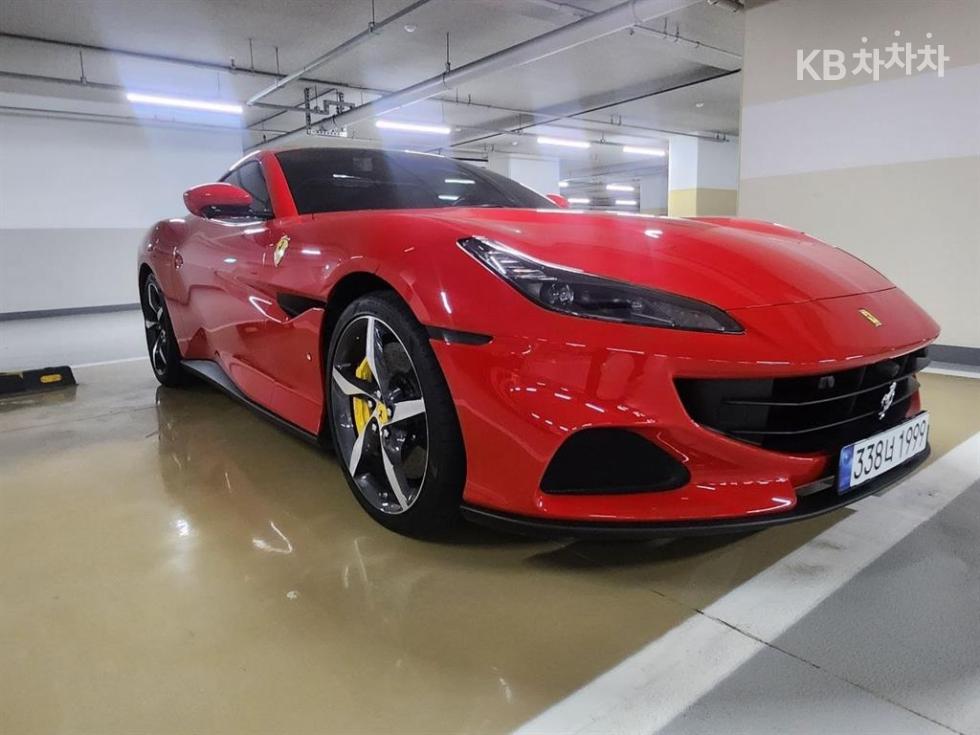 Ferrari Portofino — miniaturë 19