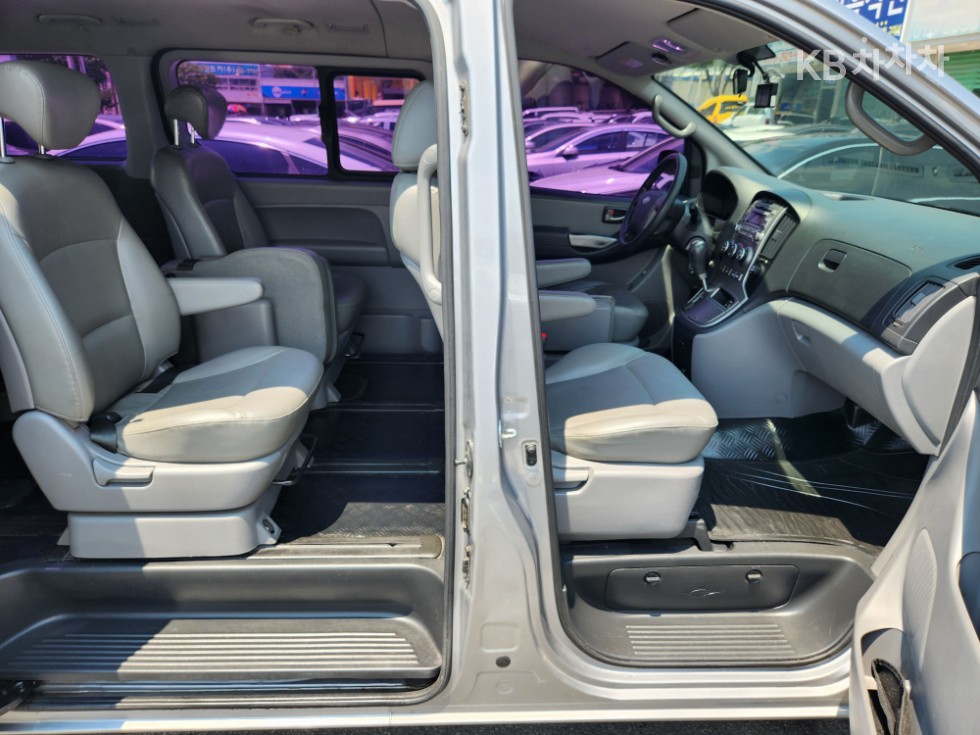 Hyundai Starex — miniaturë 15