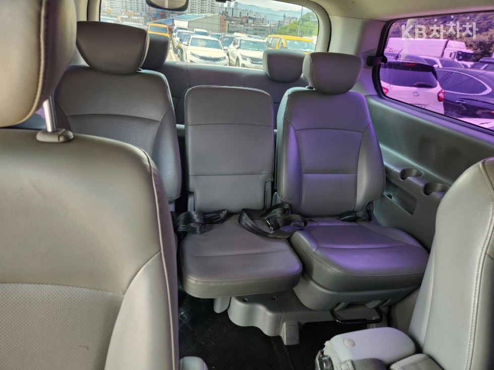 Hyundai Starex — miniaturë 17