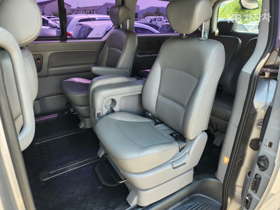 Hyundai Starex — miniaturë 19