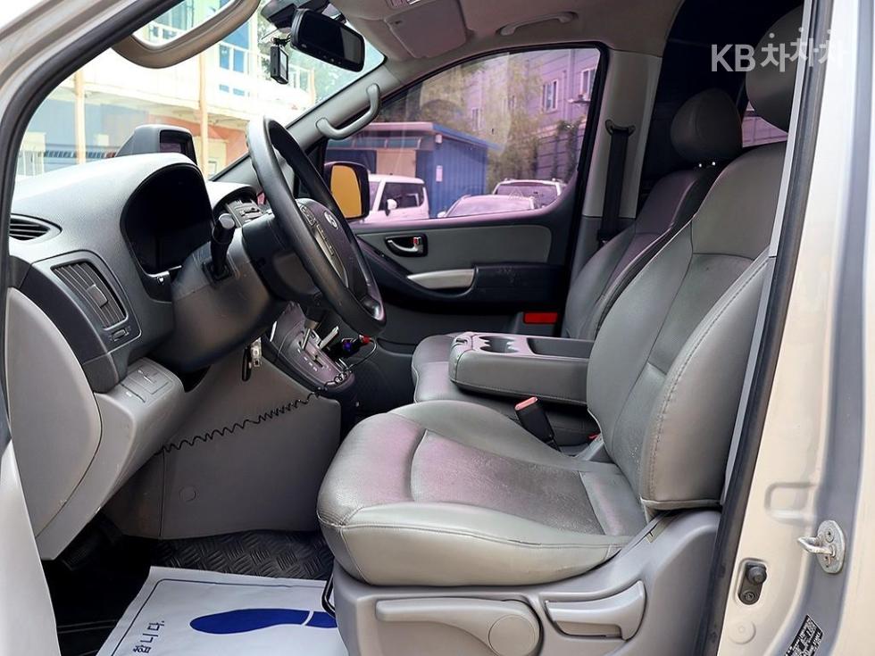 Hyundai Starex — miniaturë 5