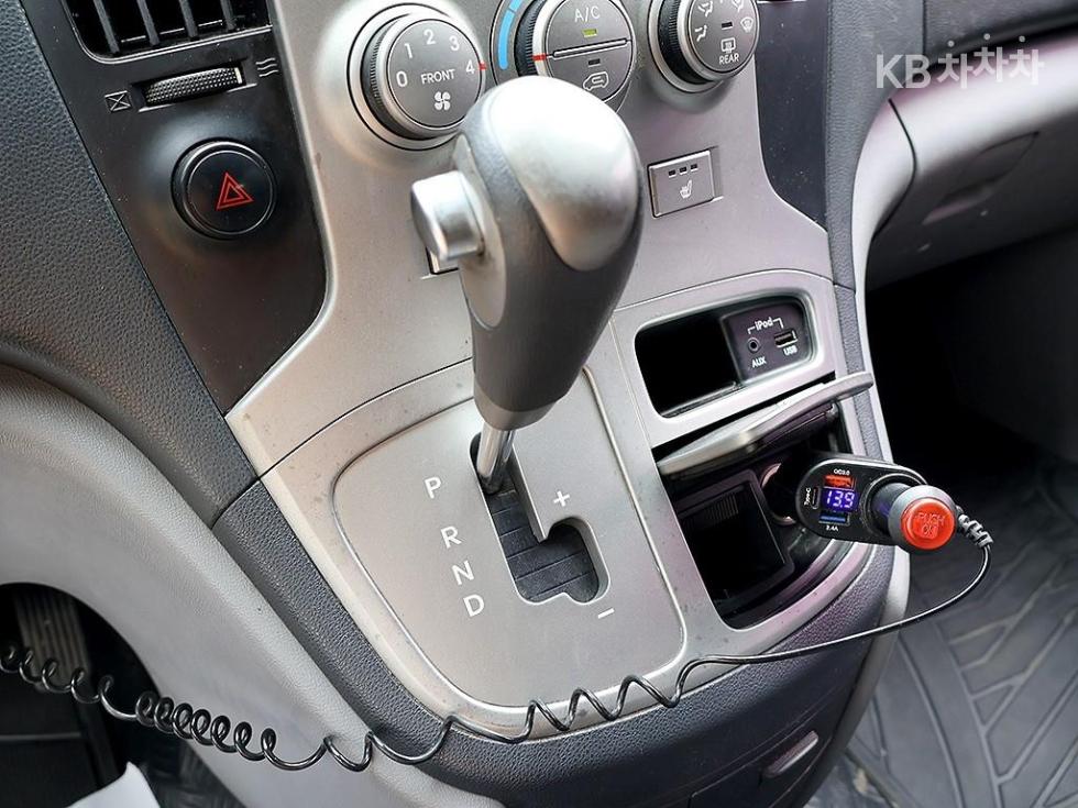 Hyundai Starex — miniaturë 7