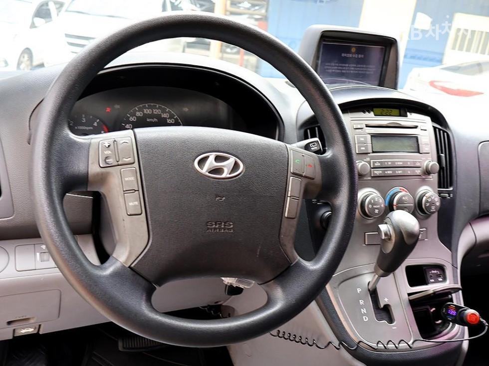 Hyundai Starex — miniaturë 8