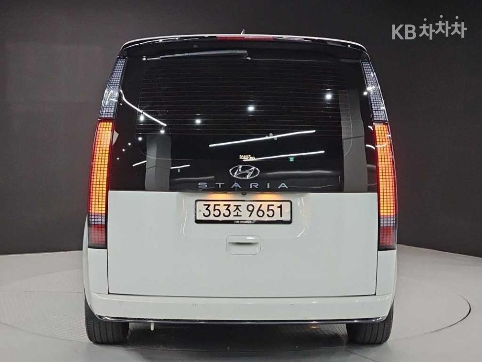 Hyundai Staria — miniaturë 3
