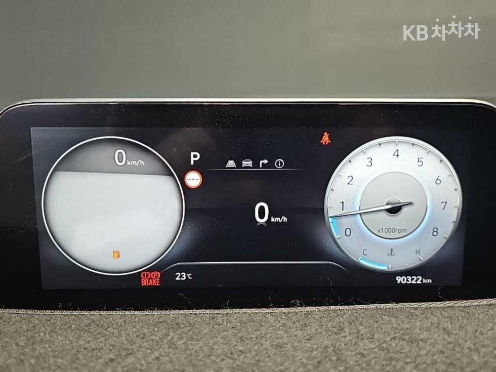 Hyundai Staria — miniaturë 6