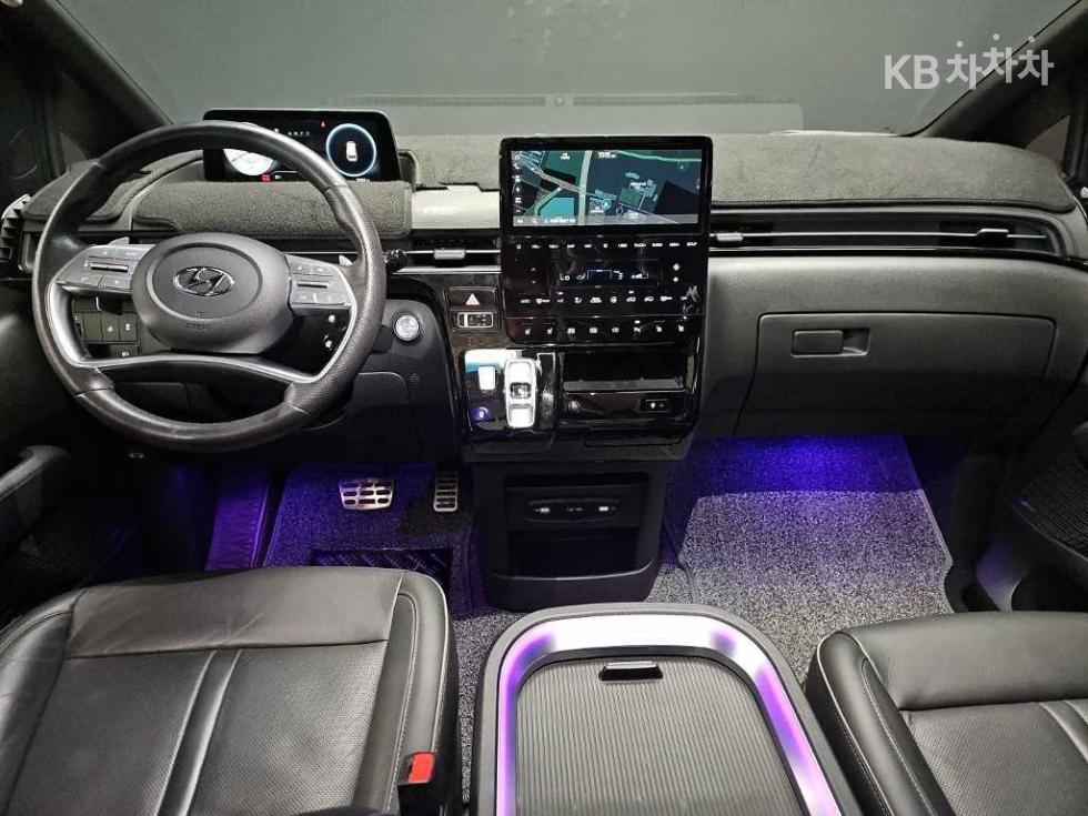 Hyundai Staria — miniaturë 7