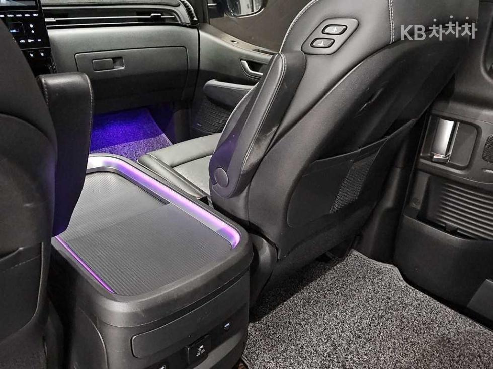 Hyundai Staria — miniaturë 13