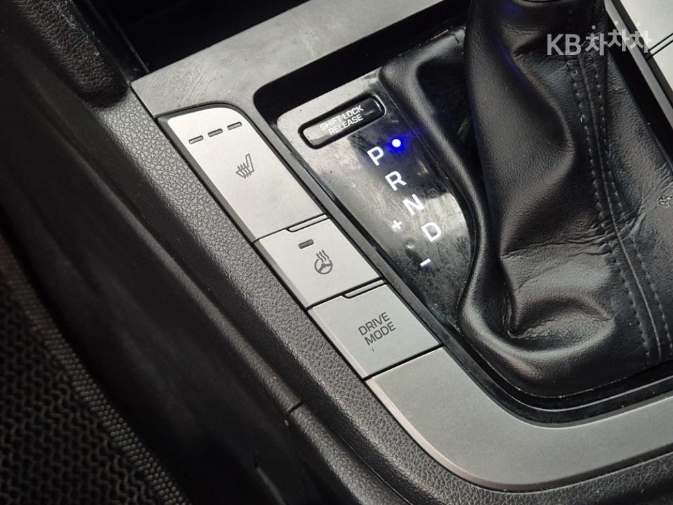 Hyundai Avante — miniaturë 17