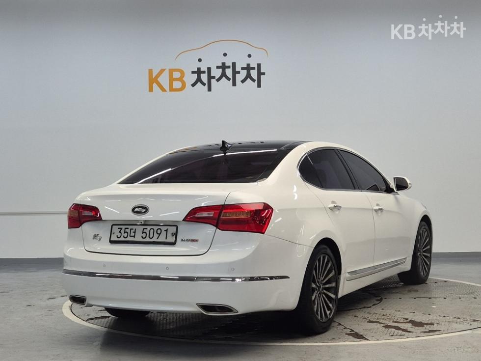 Kia K7 — miniaturë 3
