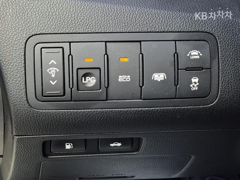 Kia K7 — miniaturë 18