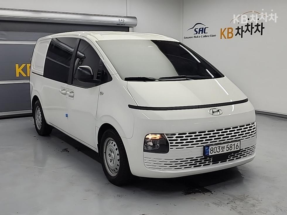 Hyundai Staria — miniaturë 4