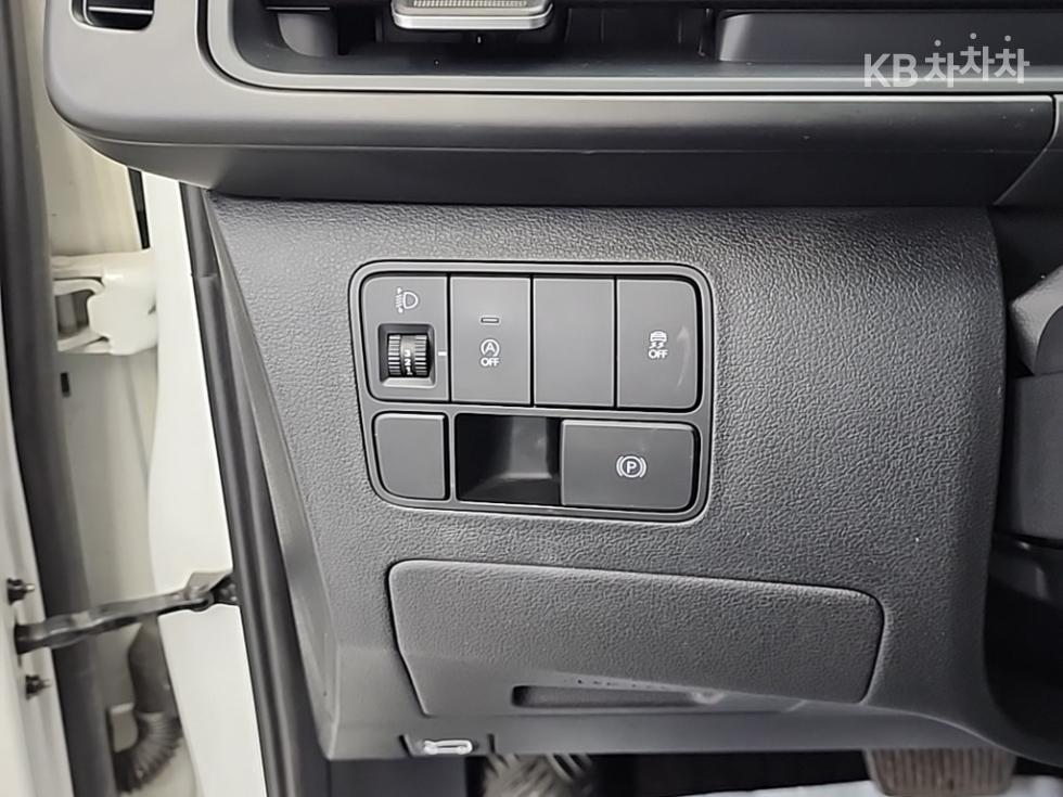 Hyundai Staria — miniaturë 17