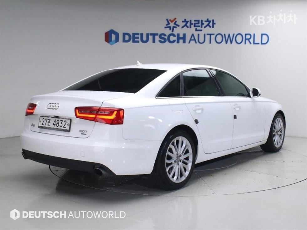 Audi A6 — miniaturë 2