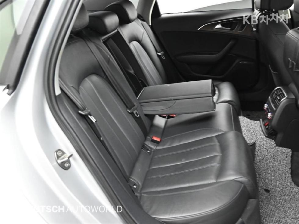 Audi A6 — miniaturë 12