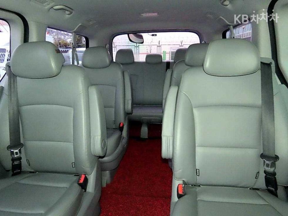 Hyundai Starex — miniaturë 7