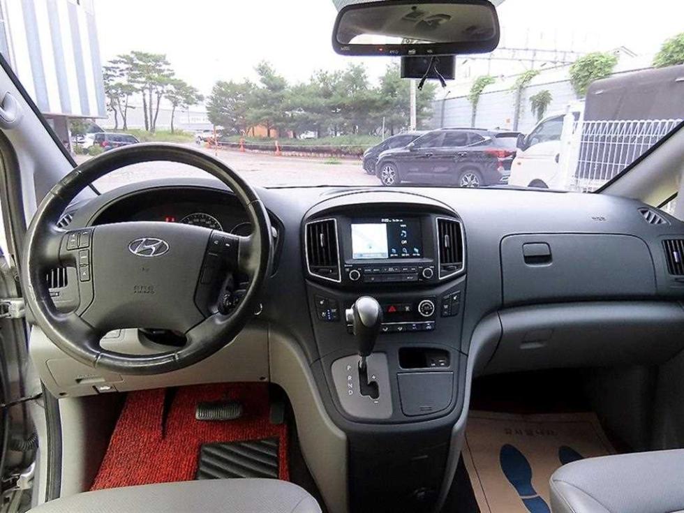 Hyundai Starex — miniaturë 8