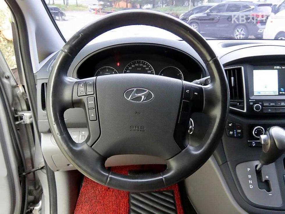 Hyundai Starex — miniaturë 9