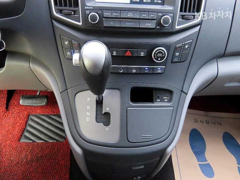 Hyundai Starex — miniaturë 11
