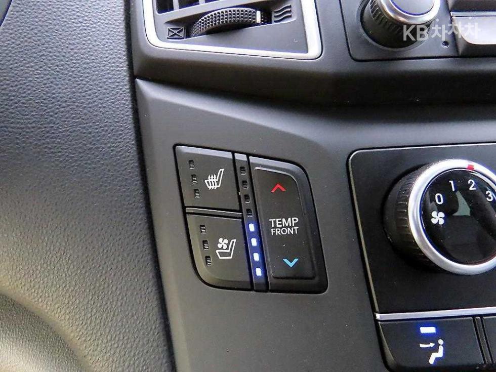 Hyundai Starex — miniaturë 15