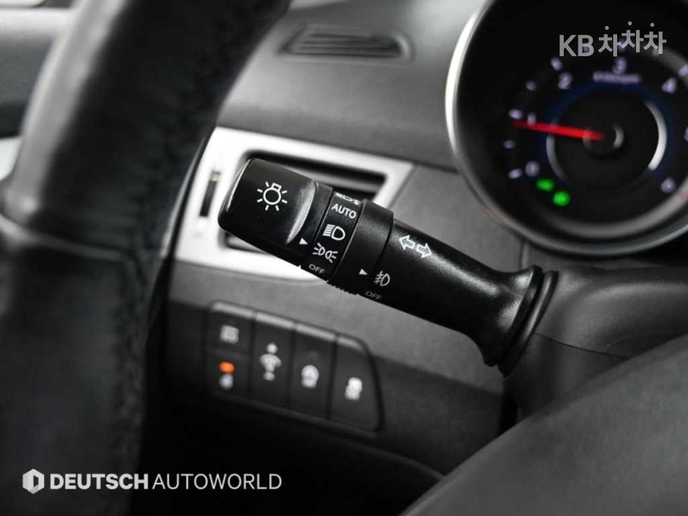 Hyundai Avante — miniaturë 16