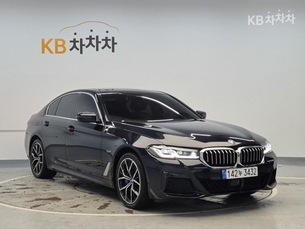 BMW 5er — miniaturë 2