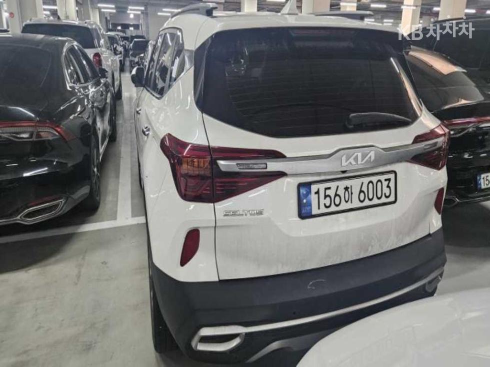 2022 Kia Used Car photo