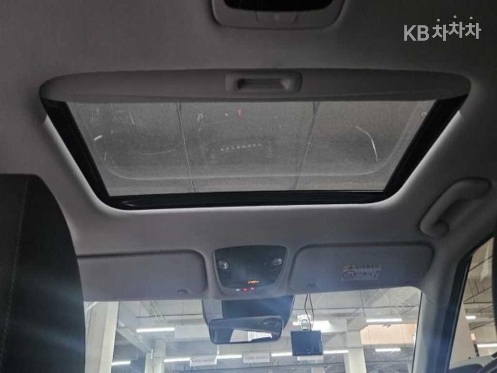 2022 Kia Used Car photo